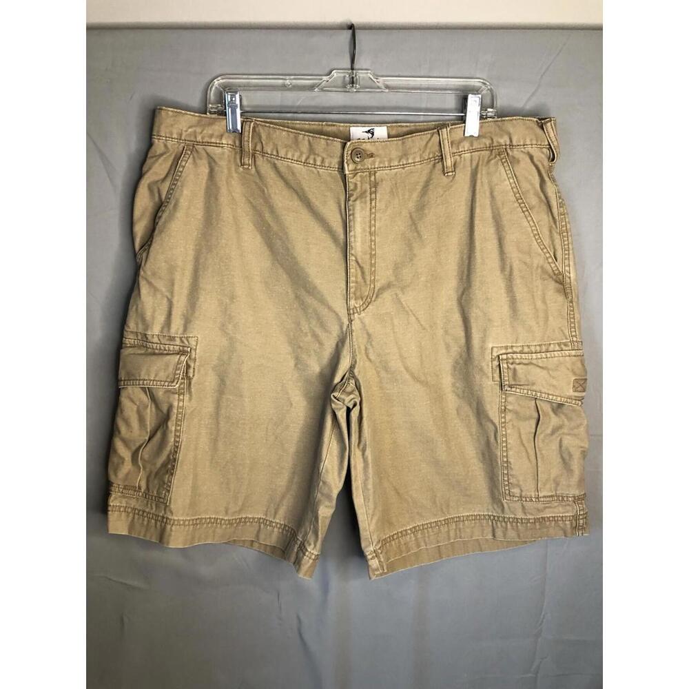 Marlin Trading Co Mens Tan Cargo Chino Shorts Size 38 10” Inseam 100% Cotton